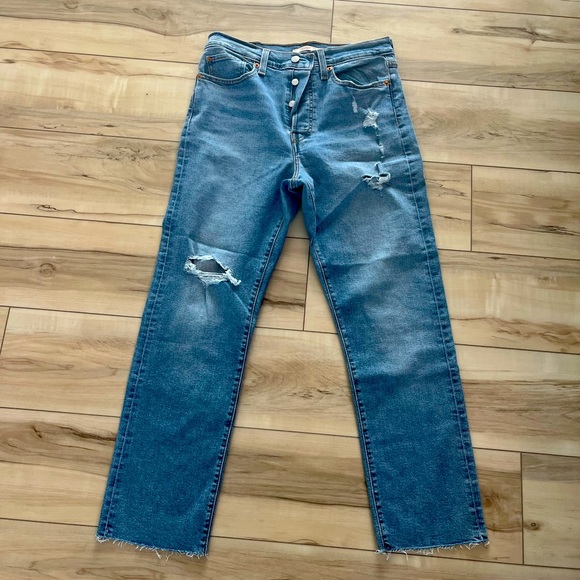 Levi's Denim - Levi’s wedgie straight button fly jeans. Size 30.